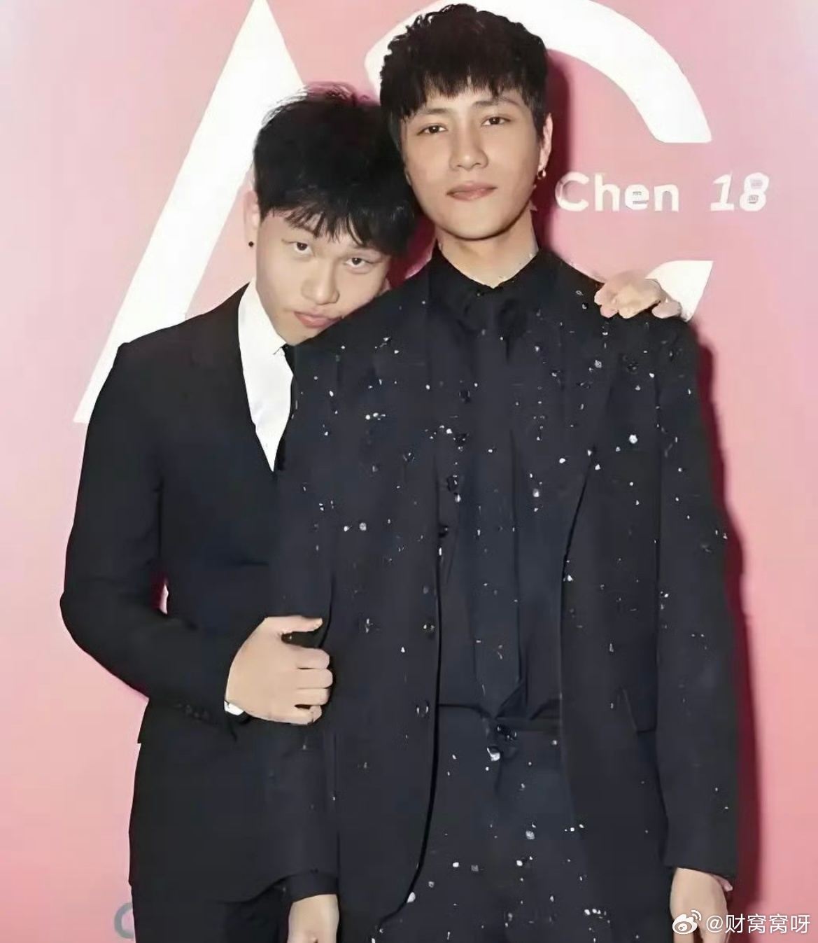 陈坤儿子大学毕业，一代新星崭露头角