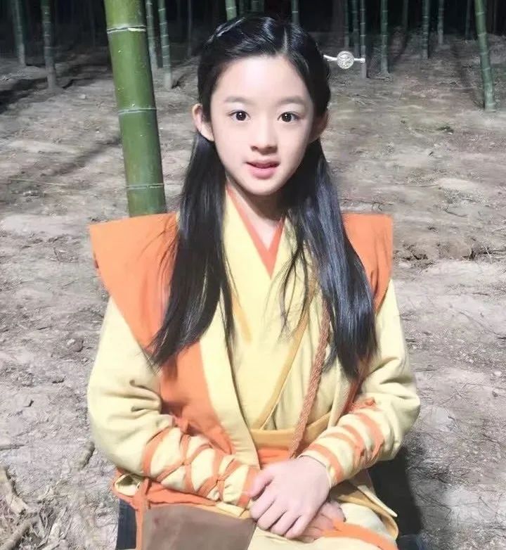 揭秘黄杨钿甜真名叫什么，探寻背后的故事