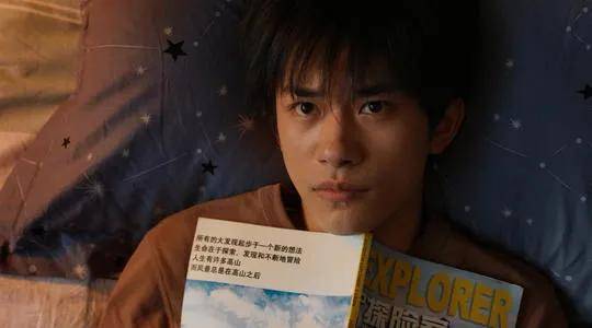 朱媛媛因病改名，星途中的波折与坚韧