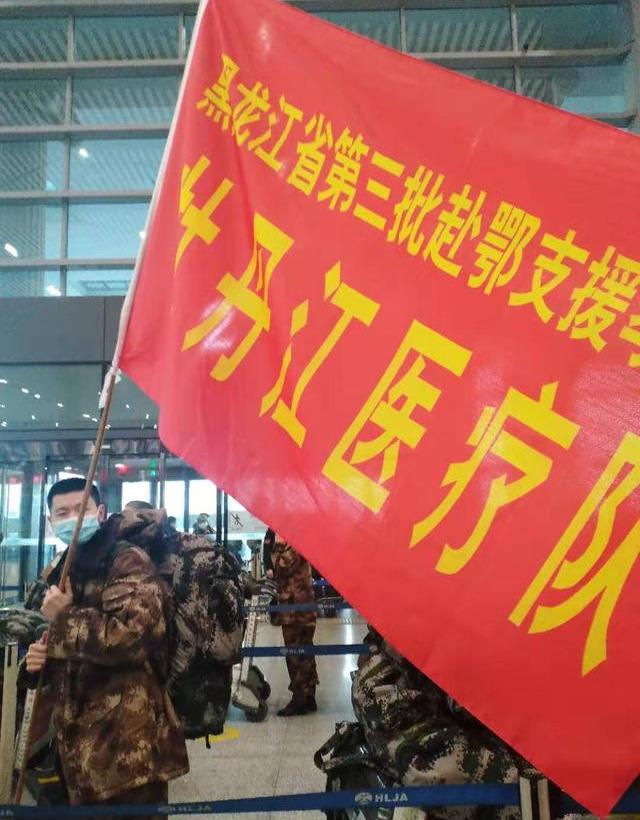武汉现人狗分餐共享火锅店，探索新型餐饮模式