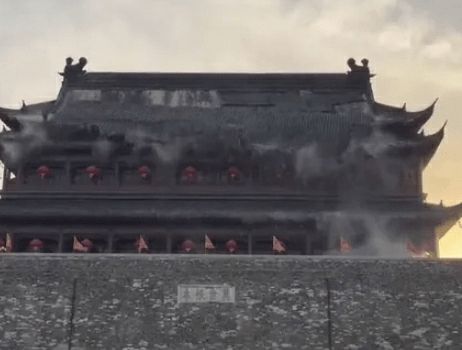 凤阳鼓楼瓦片脱落事件引发关注，副县长因管理不善被停职