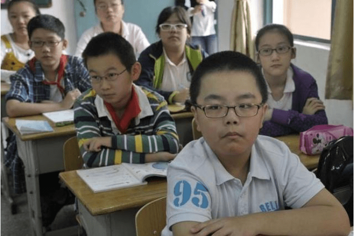 特朗普眼中的哈佛学生，连简单的算术题都不会做？