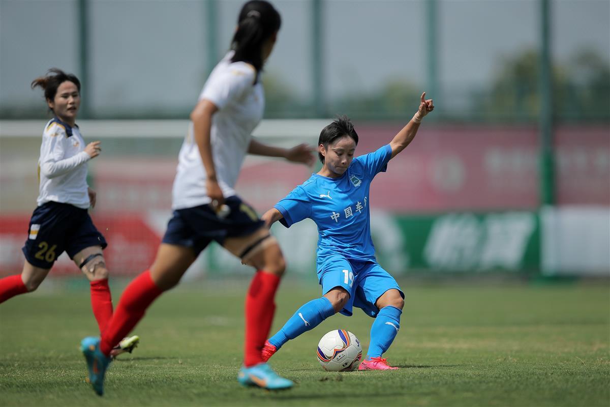 武汉女足荣耀时刻，勇夺亚冠冠军，铸就辉煌篇章