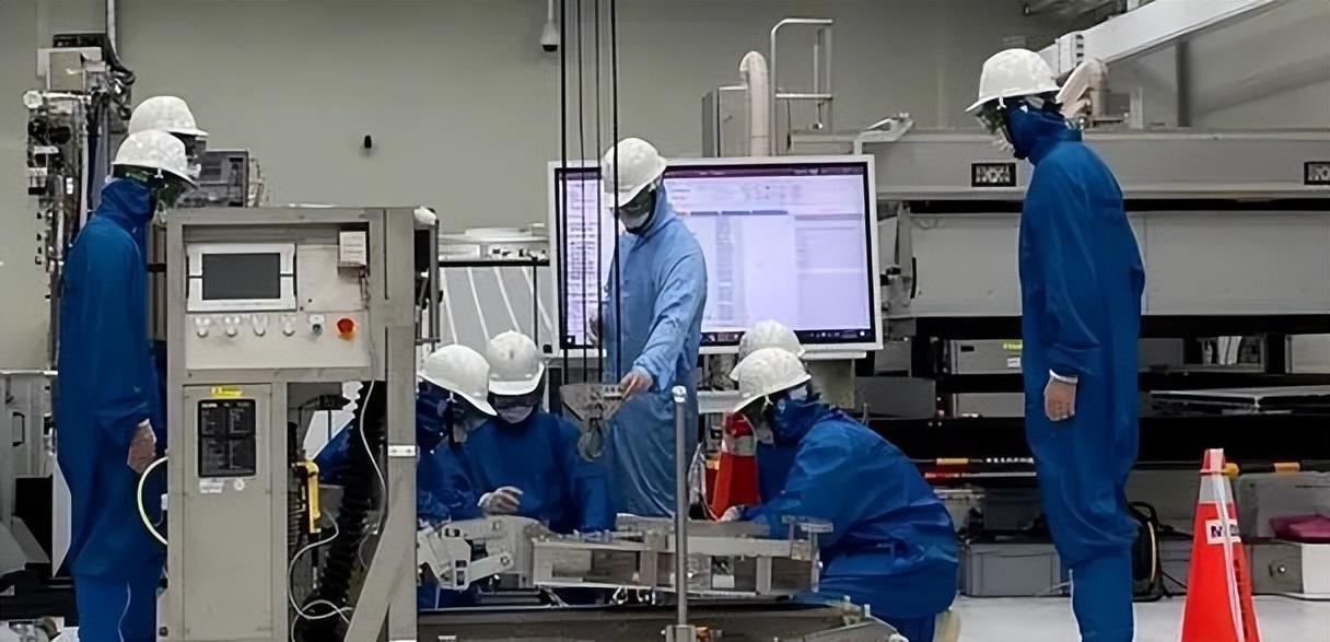 荷兰答应光刻机了吗？深度解析背后的技术与贸易考量
