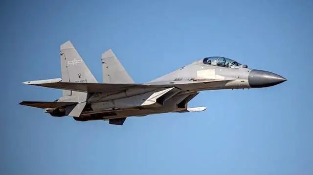 国防部回应歼-10CE击落多架战机，实力展现与军事透明
