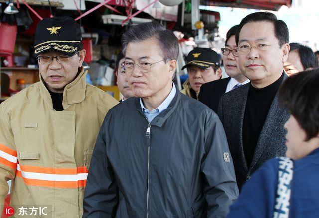 韩国前总统们的阵营之争，出面支持候选人