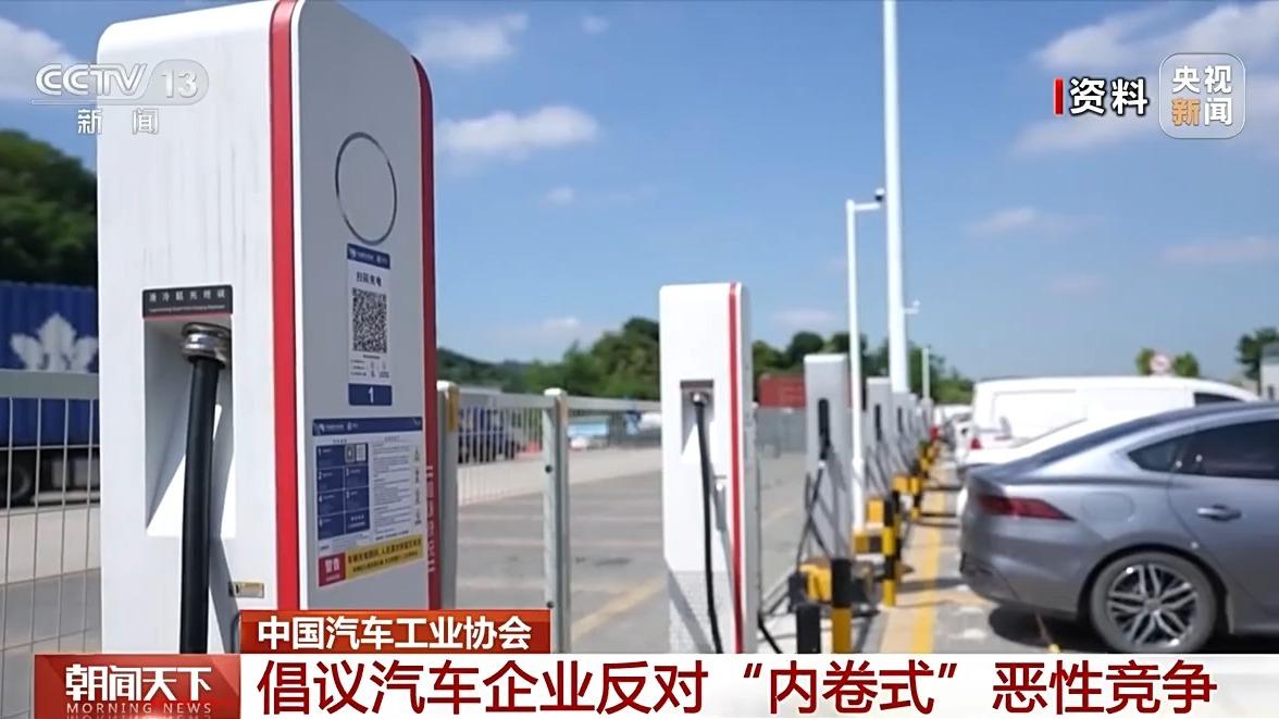 尽显国际范儿，龙舟划向全世界
