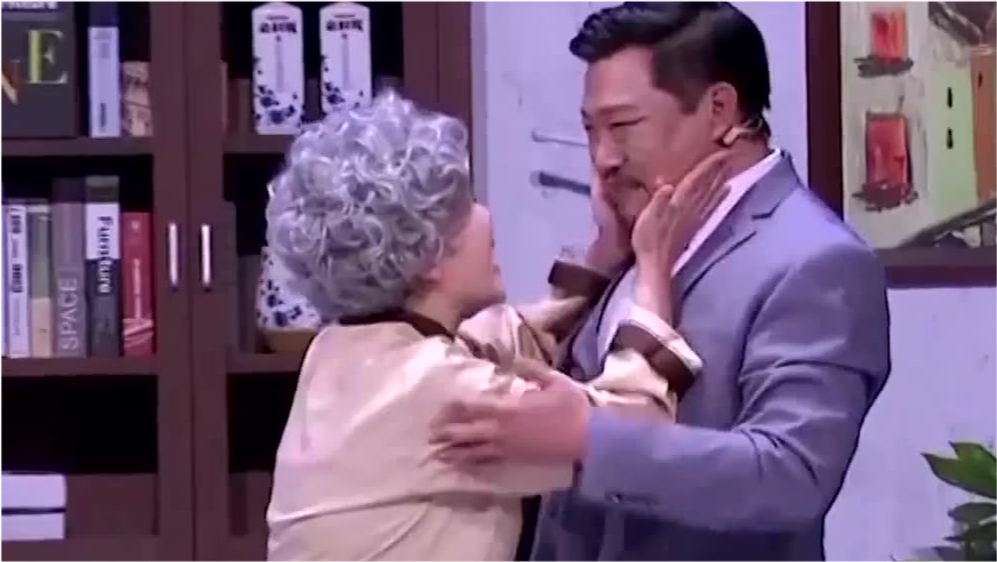 贾冰片段，演绎魅力与智慧