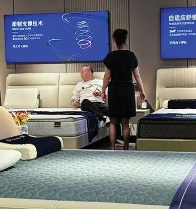 行业协会回应亚朵酒店惊现医院枕套事件