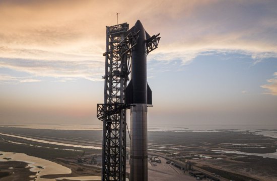 马斯克星舰飞船发射，探索未来星际旅行的壮丽篇章