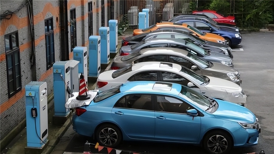 三部门严管新能源车，构建绿色出行新时代的保障